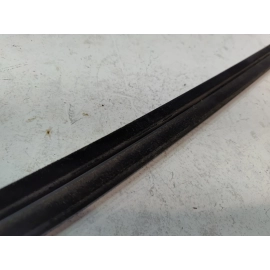 2018-2025 TOYOTA CAMRY FRONT RIGHT PASSENGER SIDE DOOR WINDOW BELT MOLDING OEM