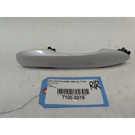 2018-2025 TOYOTA CAMRY REAR PASSENGER SIDE DOOR EXTERIOR HANDLE WHITE 2PS OEM