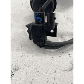 GENUINE 2012 2013 2014 15 16 17 KIA RIO Vent Vacuum Valve 91631-00034 OEM