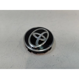 2020 - 2024 TOYOTA CAMRY WHEEL RIM CENTER CAP HUBCAP LOGO COVER OEM