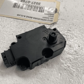 OEM Mercedes S550 Stepper Servo Motor HVAC Air Inlet Flap Door Actuator 201
