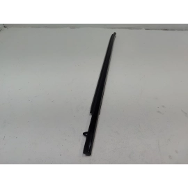 2018-2020 TOYOTA CAMRY REAR PASSENGER SIDE DOOR WINDOW BELT MOLDING BLACK OEM