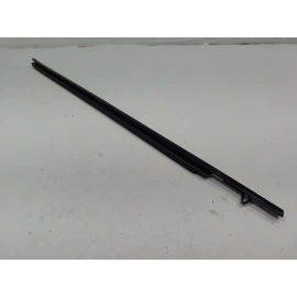 2018-2020 TOYOTA CAMRY REAR PASSENGER SIDE DOOR WINDOW BELT MOLDING BLACK OEM