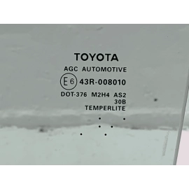 TOYOTA CAMRY REAR LEFT DRIVER SIDE DOOR MOVABLE WINDOW GLASS 2018 - 2024 OEM