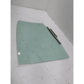 TOYOTA CAMRY REAR PASSENGER SIDE DOOR MOVABLE WINDOW GLASS 2018 - 2024 OEM
