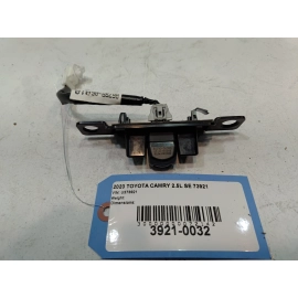 2018-2020 TOYOTA CAMRY REAR VIEW TRUNK LID BACKUP PARKING ASSIST CAMERA OEM