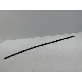 TOYOTA CAMRY FRONT PASSENGER SIDE DOOR WINDOW BELT MOLDING BLACK 18-2024 OEM