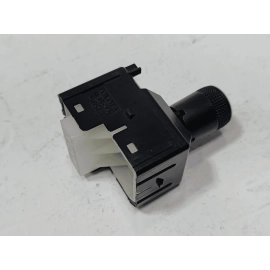 2018-2020 TOYOTA CAMRY FRONT DRIVER SIDE DOOR OUTER MIRROR CONTROL SWITCH OEM