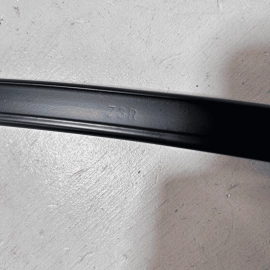 REAR RIGHT PASSENGER DOOR WINDOW RUNNING CHANNEL SASH OEM 15-20 ACURA TLX A REAR RIGHT PASSENGER DOOR WINDOW RUNNING CHANNEL SASH OEM 15-20 ACURA TLX A