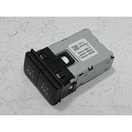 TOYOTA CAMRY CENTER CONSOLE BACK USB PORT 2.1A SOCKET SWITCH 2018-2020 OEM