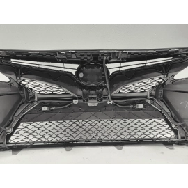 TOYOTA CAMRY 2018-2020 SE XSE FRONT BUMPER COVER & GRILLE MOLDING OEM WHITE 2PS