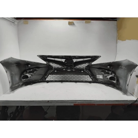 TOYOTA CAMRY 2018-2020 SE XSE FRONT BUMPER COVER & GRILLE MOLDING OEM WHITE 2PS