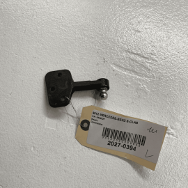 2007-2013 MERCEDES-BENZ S550 W221 Rear Left Driver Side Check Strap Bracket