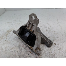 2016-2021 HONDA CIVIC 2.0L DRIVER SIDE AUTOMATIC TRANSMISSION MOUNT BRACKET OEM