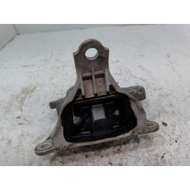 2016-2021 HONDA CIVIC 2.0L DRIVER SIDE AUTOMATIC TRANSMISSION MOUNT BRACKET OEM