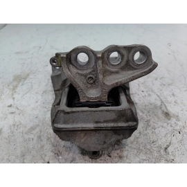 2016-2021 HONDA CIVIC FRONT PASSENGER SIDE ENGINE MOUNT SUPPORT BRACKET OEM 2016-2021 HONDA CIVIC FRONT PASSENGER SIDE ENGINE MOUNT SUPPORT BRACKET OEM