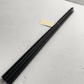 TOYOTA CAMRY 2018-2019 FRONT DRIVER SIDE DOOR WINDOW INNER WEATHERSTRIP SEA