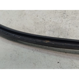 2016-2022 HONDA CIVIC FRONT LEFT OR RIGHT SIDE WINDSHIELD MOLDING SEAL OEM IA