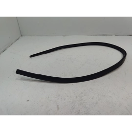 2016-2022 HONDA CIVIC FRONT LEFT OR RIGHT SIDE WINDSHIELD MOLDING SEAL OEM IA