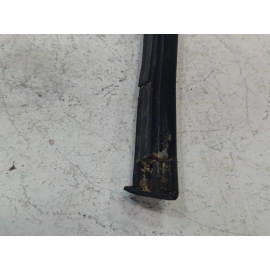 2016-2022 HONDA CIVIC FRONT LEFT OR RIGHT SIDE WINDSHIELD MOLDING SEAL OEM IA