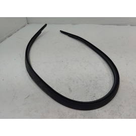 2016-2022 HONDA CIVIC FRONT LEFT OR RIGHT SIDE WINDSHIELD MOLDING SEAL OEM IA