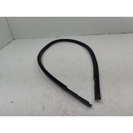 2016-2022 HONDA CIVIC FRONT LEFT OR RIGHT SIDE WINDSHIELD MOLDING SEAL OEM IA