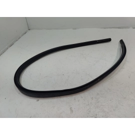 2016-2022 HONDA CIVIC FRONT LEFT OR RIGHT SIDE WINDSHIELD MOLDING SEAL OEM IA