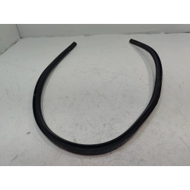 2016-2022 HONDA CIVIC FRONT LEFT OR RIGHT SIDE WINDSHIELD MOLDING SEAL OEM IA