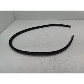 2016-2022 HONDA CIVIC FRONT DRIVER SIDE WINDSHIELD SIDE MOLDING SEAL OEM