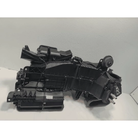 2018 - 2020 FORD F-150 HVAC AC CLIMATE HEATER BLOWER MOTOR HOUSING BOX OEM