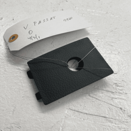 2012-2019 VOLKSWAGEN PASSAT REAR Center Console Trim Bracket Cover 56186308