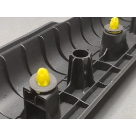 HONDA PILOT FRONT PASSENGER SIDE DOOR SILL SCUFF PLATE COVER TRIM OEM 2016-2022