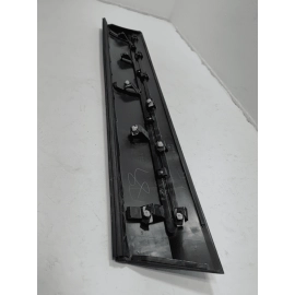 2019 - 2022 HONDA PILOT FRONT DRIVER SIDE DOOR LOWER MOLDING GARNISH OEM