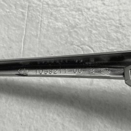 TESLA MODEL S 2017 - 2020 Rear Left Driver Side C Pillar Mid Chrome Bezel O TESLA MODEL S 2017 - 2020 Rear Left Driver Side C Pillar Mid Chrome Bezel O