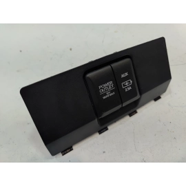 2020-2022 HONDA PILOT CONSOLE AUXILIARY CONNECTOR POWER OOUTLET W/ USB & AUX OEM