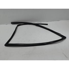 HONDA PILOT REAR RIGHT DOOR GLASS RUN CHANNEL WEATHERSTRIP SEAL 2016-2022 OEM