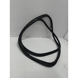 HONDA PILOT LIFTGATE BACK DOOR TAILGATE BODY WEATHERSTRIP SEAL 2016-2022 OEM