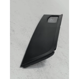 HONDA PILOT REAR DRIVER SIDE LICENSE LIGHT LAMP MOLDING COVER TRIM OEM 2016-2022