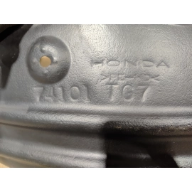 2016-2022 HONDA PILOT FRONT PASSENGER SIDE FENDER LINER SPLASH GUARD SHIELD OEM