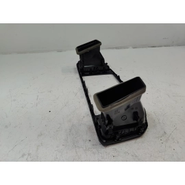 2018-2019 VOLKSWAGEN ATLAS DASH CENTER INNER AIR VENT GRILLE OEM