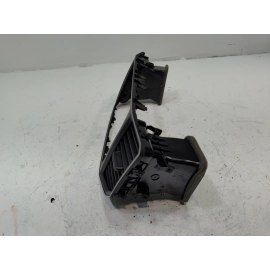 2018-2019 VOLKSWAGEN ATLAS DASH CENTER INNER AIR VENT GRILLE OEM