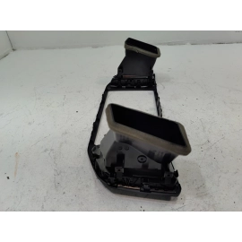 2018-2019 VOLKSWAGEN ATLAS DASH CENTER INNER AIR VENT GRILLE OEM