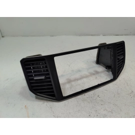 2018-2019 VOLKSWAGEN ATLAS DASH CENTER INNER AIR VENT GRILLE OEM