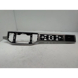 2018-2019 VOLKSWAGEN ATLAS DASH PASSENGER SIDE TRIM COVER W/ AIR VENT GRILLE OEM