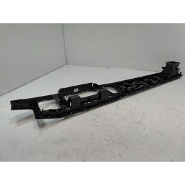 2018-2019 VOLKSWAGEN ATLAS DASH PASSENGER SIDE TRIM COVER W/ AIR VENT GRILLE OEM