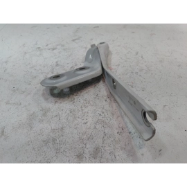 2018-2025 VOLKSWAGEN ATLAS FRONT RIGHT PASSENGER SIDE HOOD HINGE OEM