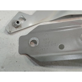 2018-2020 VOLKSWAGEN ATLAS FRONT PASSENGER FENDER REINFORCEMENT BRACKET SET OEM