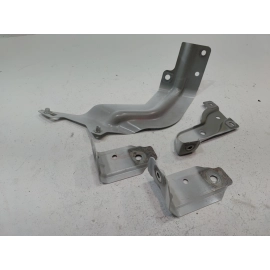 2018-2020 VOLKSWAGEN ATLAS FRONT DRIVER FENDER REINFORCEMENT BRACKET SET OEM