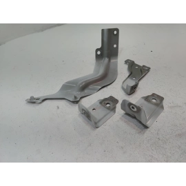 2018-2020 VOLKSWAGEN ATLAS FRONT DRIVER FENDER REINFORCEMENT BRACKET SET OEM