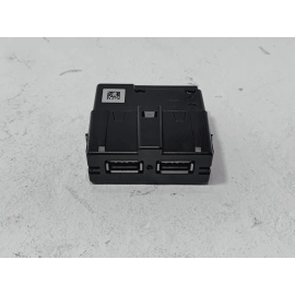 2018-2021 VOLKSWAGEN ATLAS CENTER CONSOLE DUAL 2 USB PORT HUB OEM
